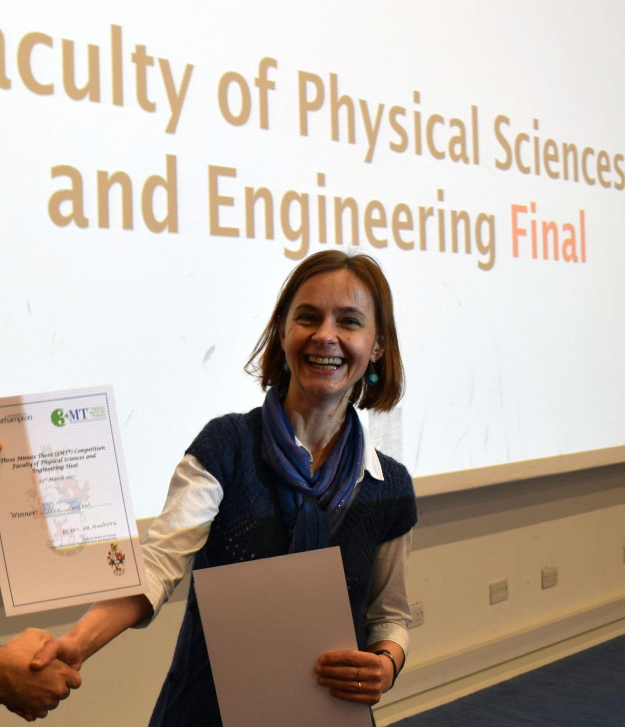 Corina Cirstea receiving an award