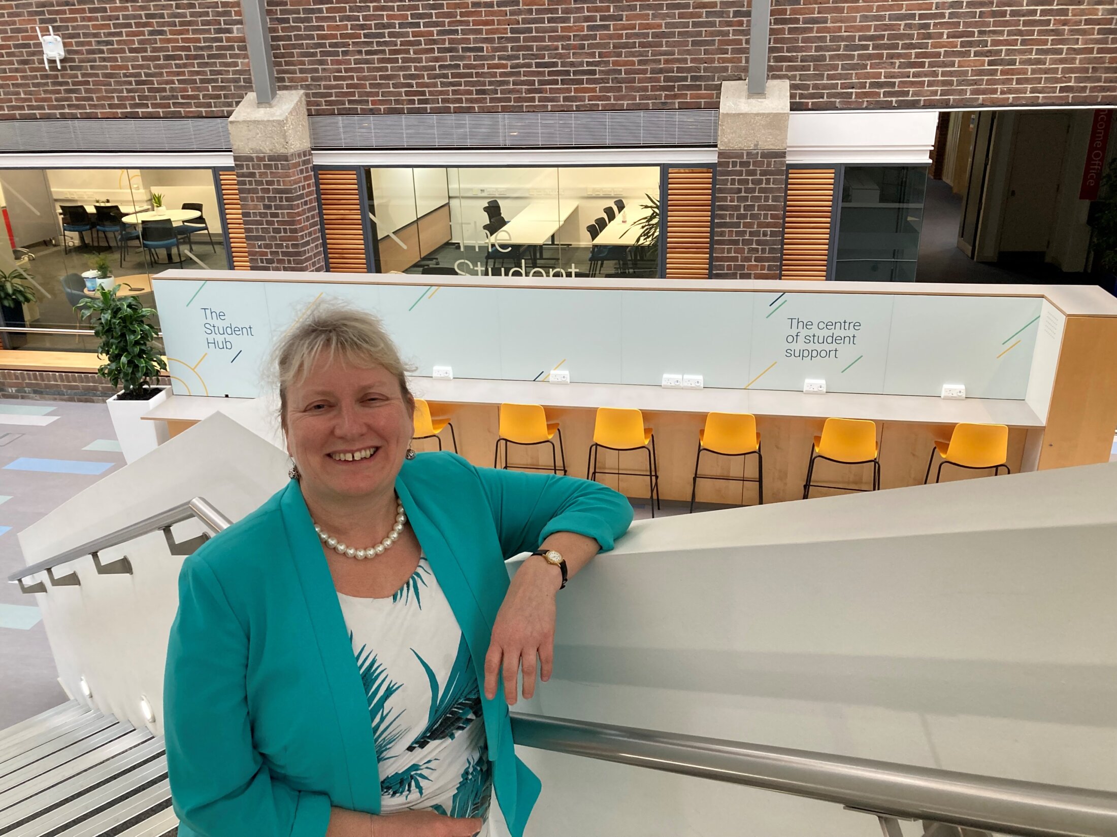 Portrait photo 3 (Katy Gordon, Director CESE) – 20.2.23